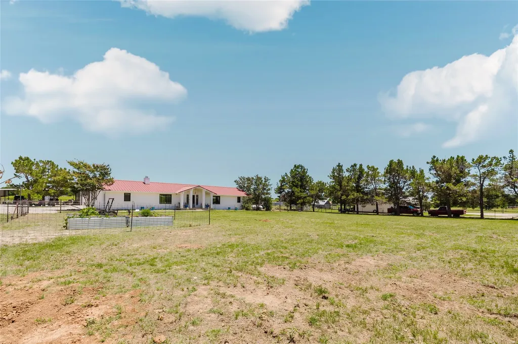 6217 Highway 183 Cisco TX 76437