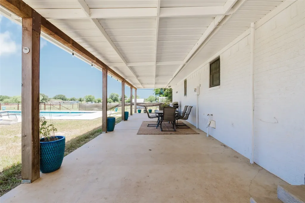 6217 Highway 183 Cisco TX 76437