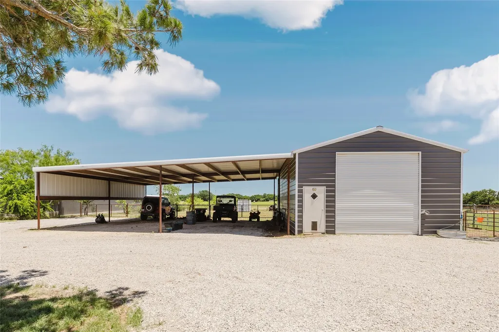 6217 Highway 183 Cisco TX 76437