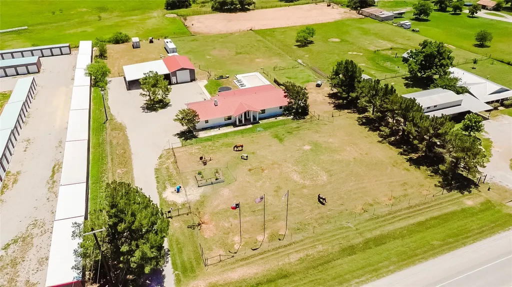 6217 Highway 183 Cisco TX 76437