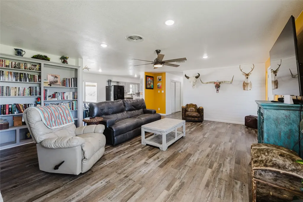 6217 Highway 183 Cisco TX 76437