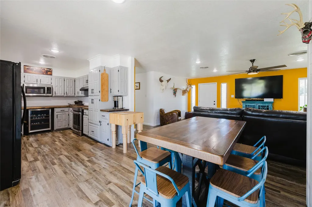 6217 Highway 183 Cisco TX 76437