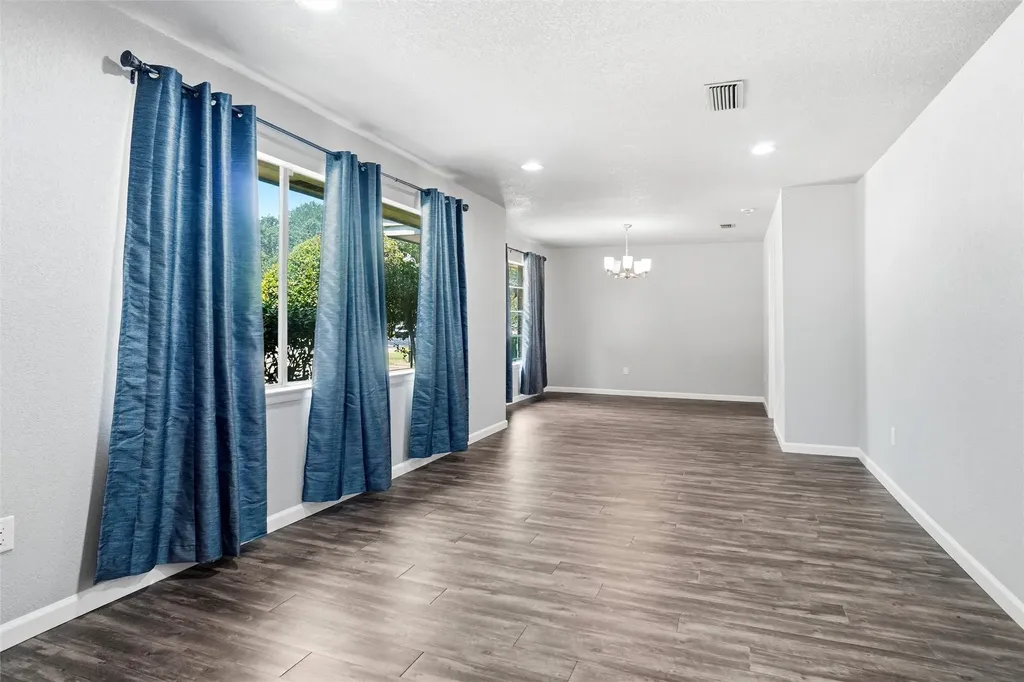 5920 Diamond Oaks Drive S Haltom City TX 76117
