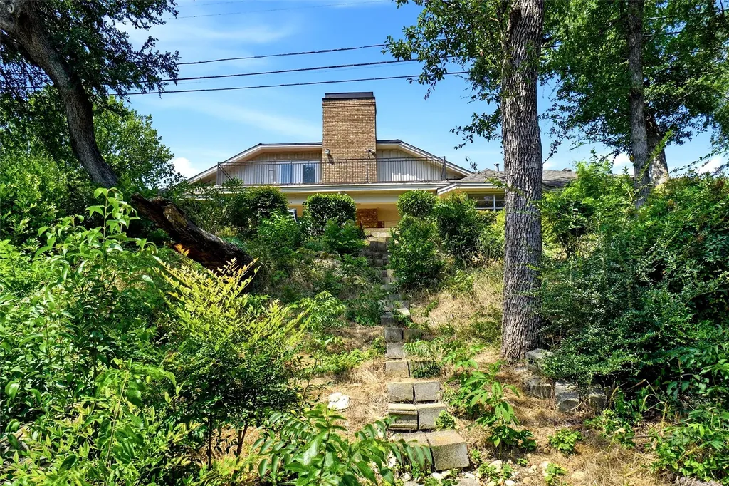 5920 Diamond Oaks Drive S Haltom City TX 76117