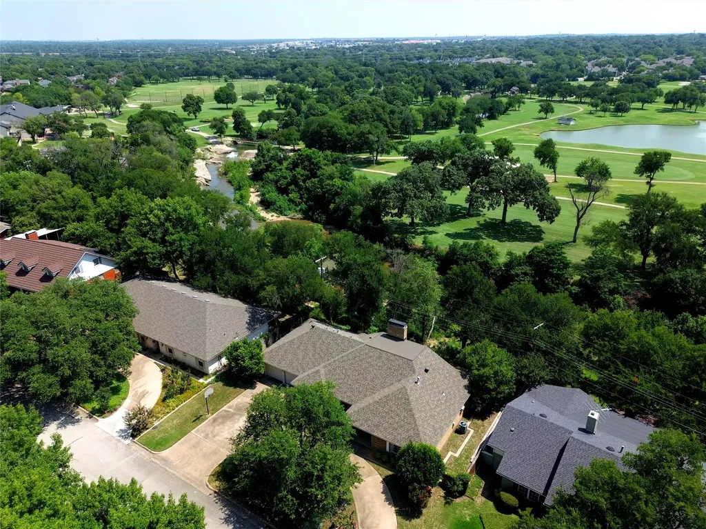 5920 Diamond Oaks Drive S Haltom City TX 76117