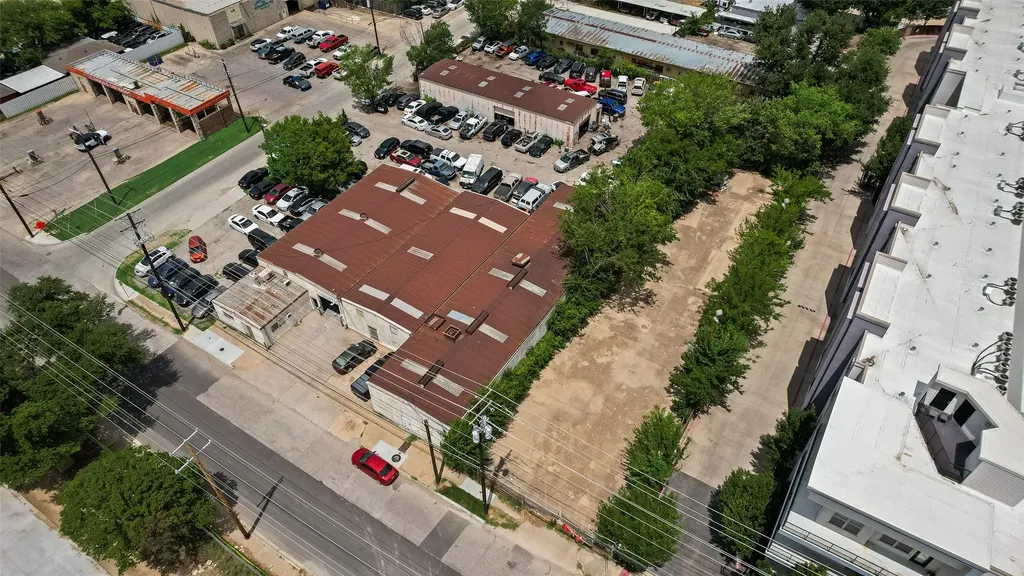 2415 Butler Street Dallas TX 75235