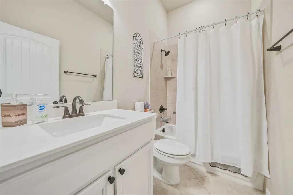 1516 Somerset Lane Weatherford TX 76087