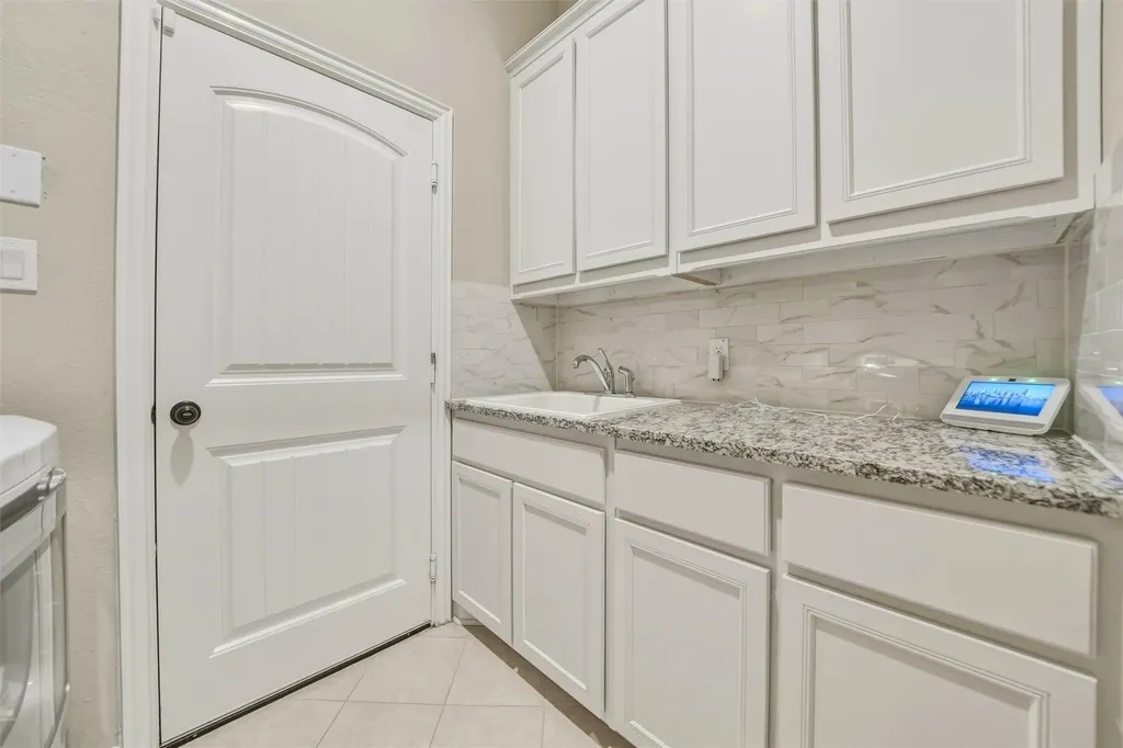 1516 Somerset Lane Weatherford TX 76087