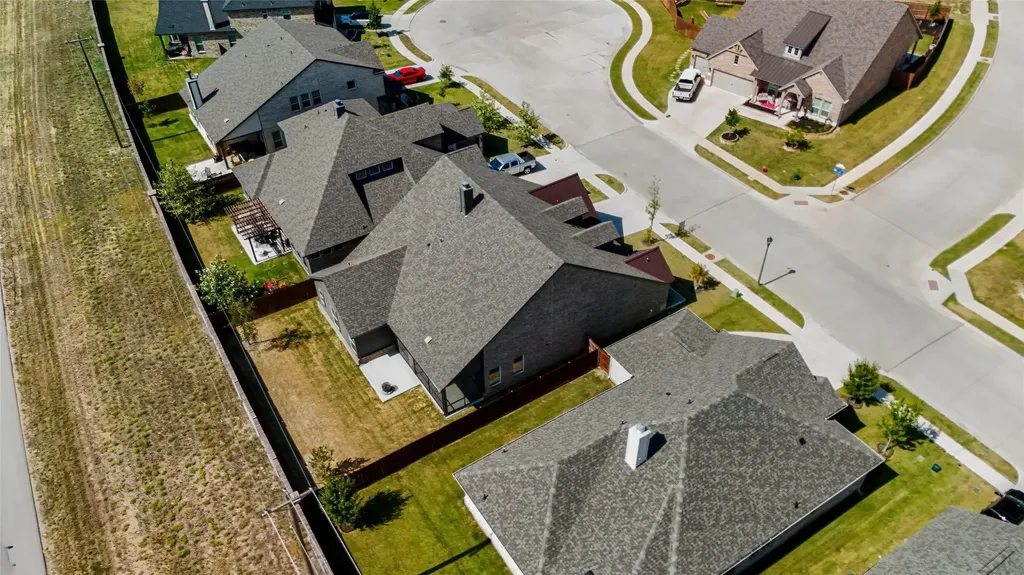 1516 Somerset Lane Weatherford TX 76087