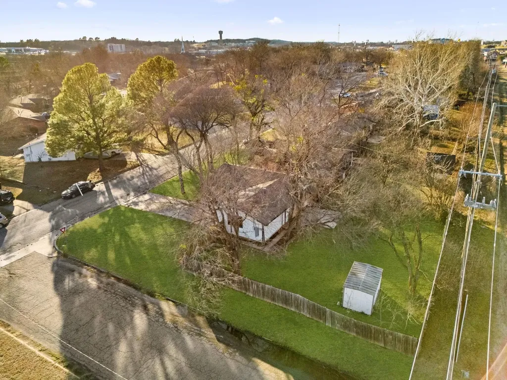 143 N Imperial Drive Denison TX 75020