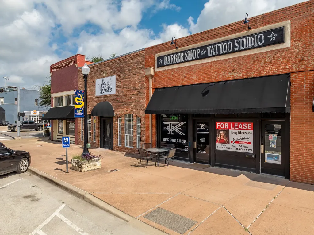 105 E Franklin Street Hillsboro TX 76645