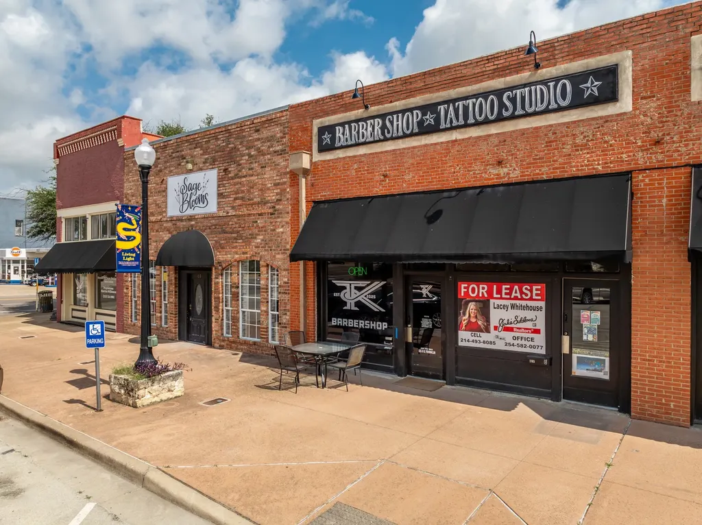 105 E Franklin Street Hillsboro TX 76645