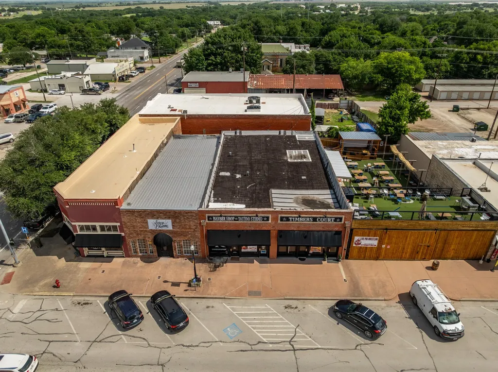 105 E Franklin Street Hillsboro TX 76645