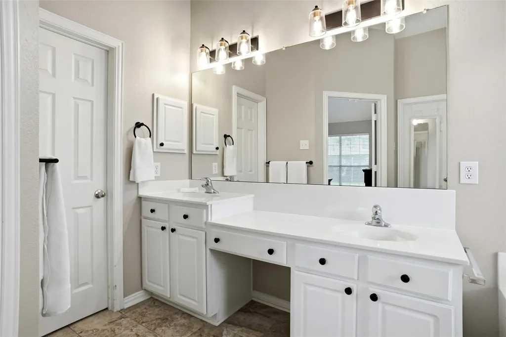 4016 Sharondale Drive Flower Mound TX 75022