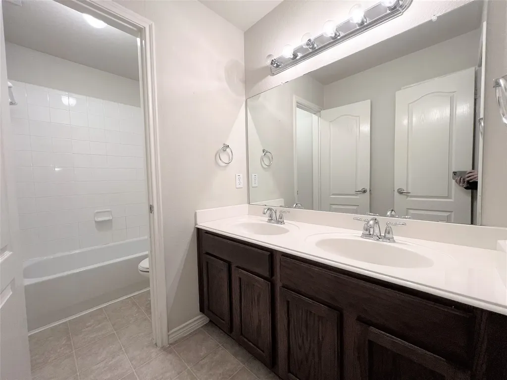 1149 King George Lane Savannah TX 76227