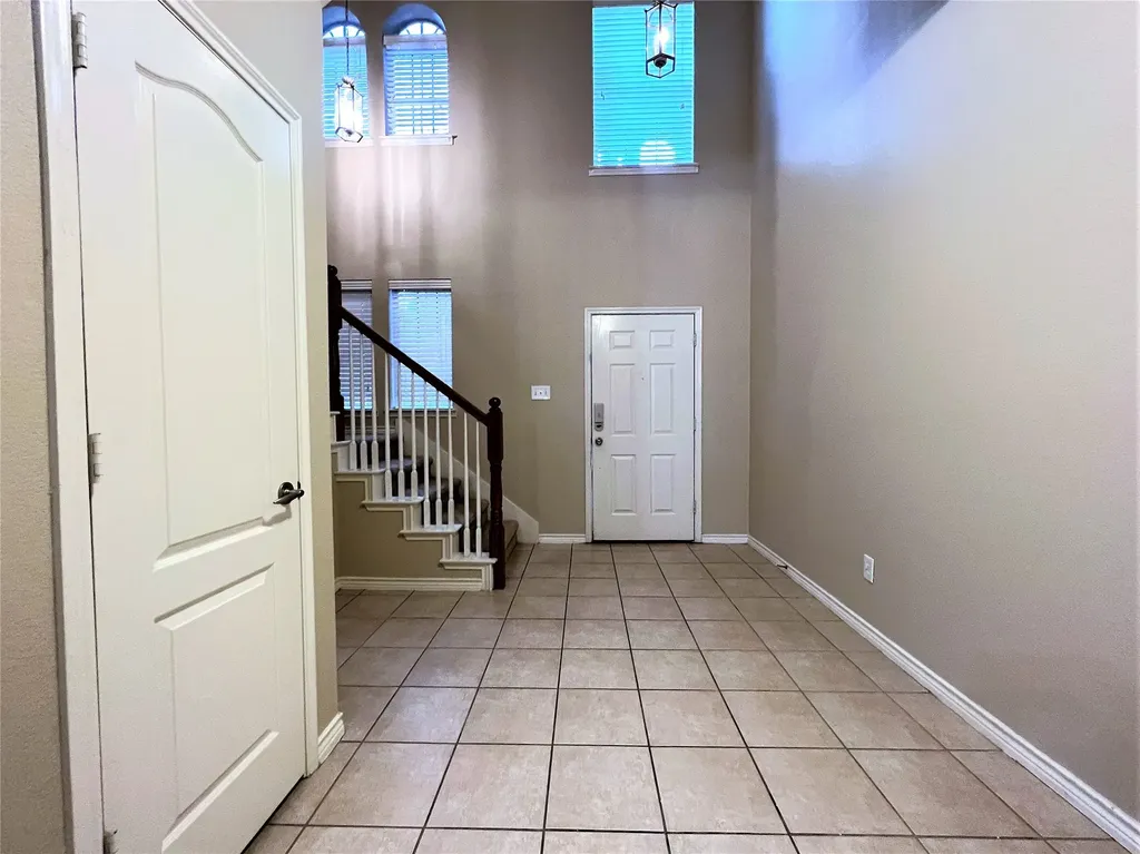 1149 King George Lane Savannah TX 76227
