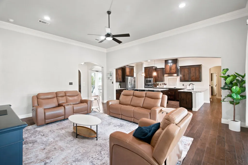 102 Brock Court Millsap TX 76066