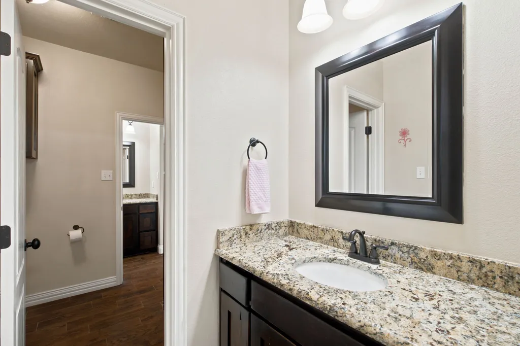 102 Brock Court Millsap TX 76066