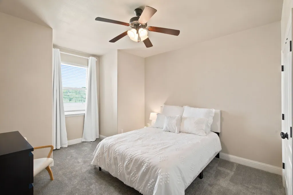 102 Brock Court Millsap TX 76066