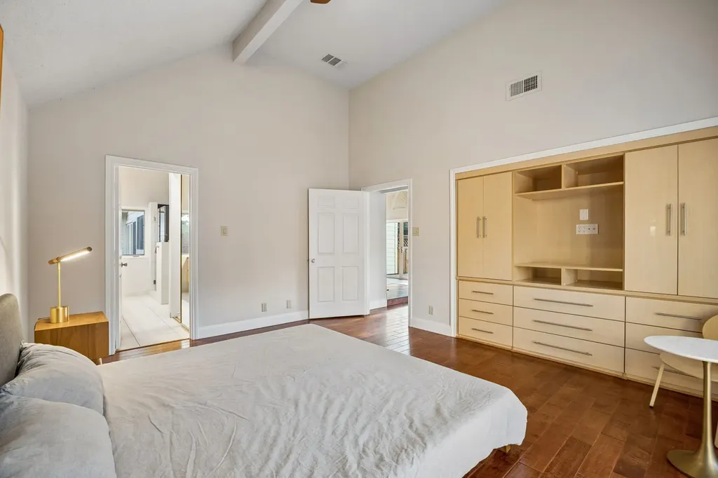 4115 Rive Lane Addison TX 75001