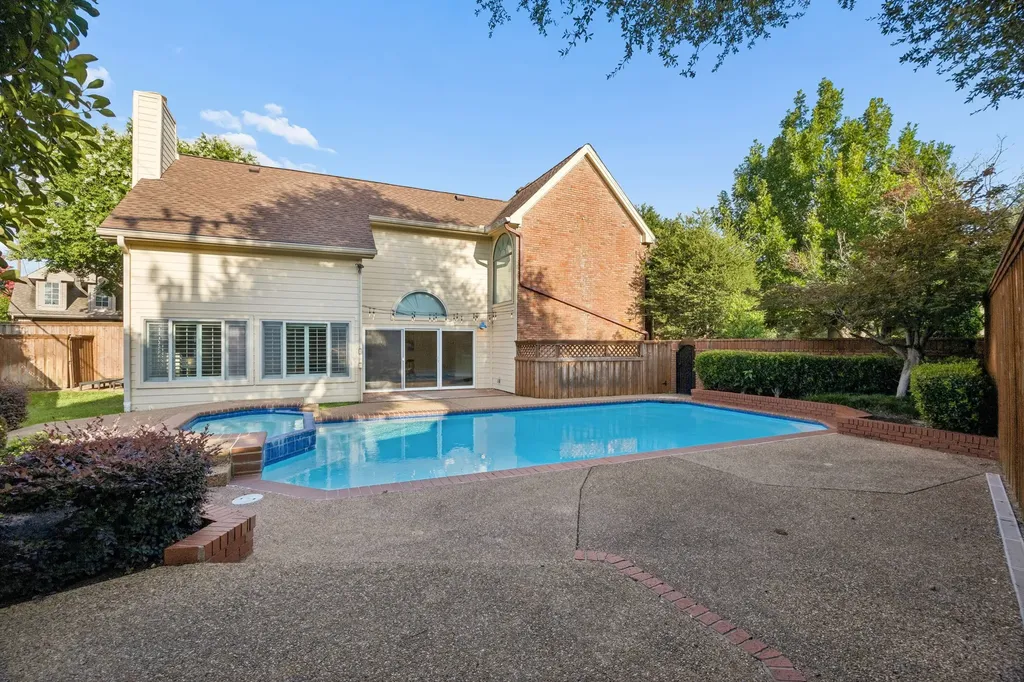 4115 Rive Lane Addison TX 75001