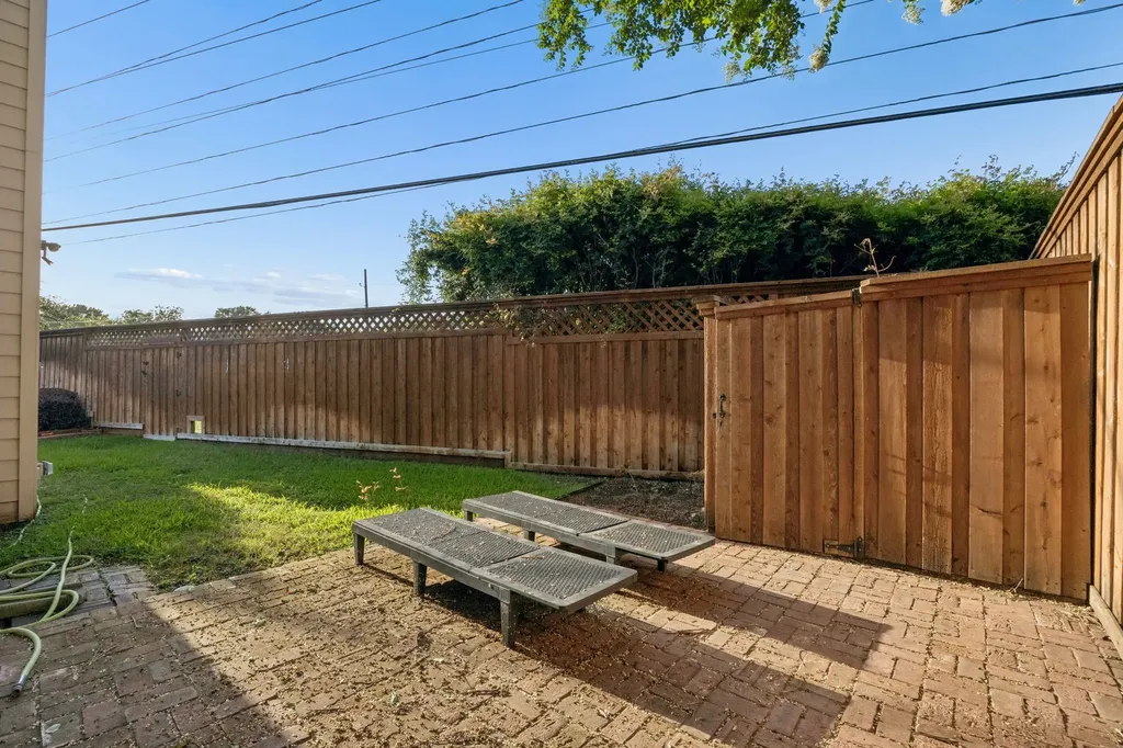 4115 Rive Lane Addison TX 75001