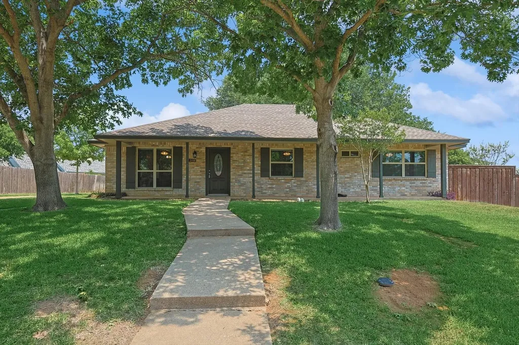 218 Raintree Drive Highland Village TX 75077