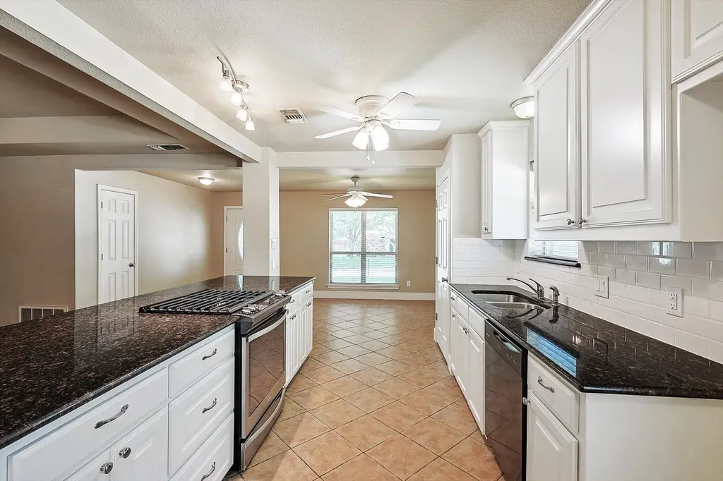 218 Raintree Drive Highland Village TX 75077