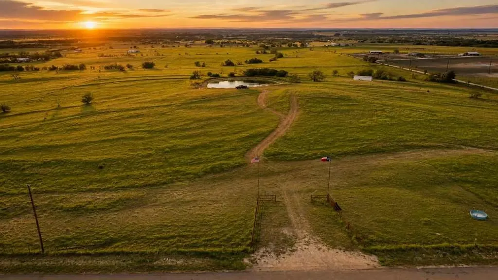 854 County Road 131 Gatesville TX 76528