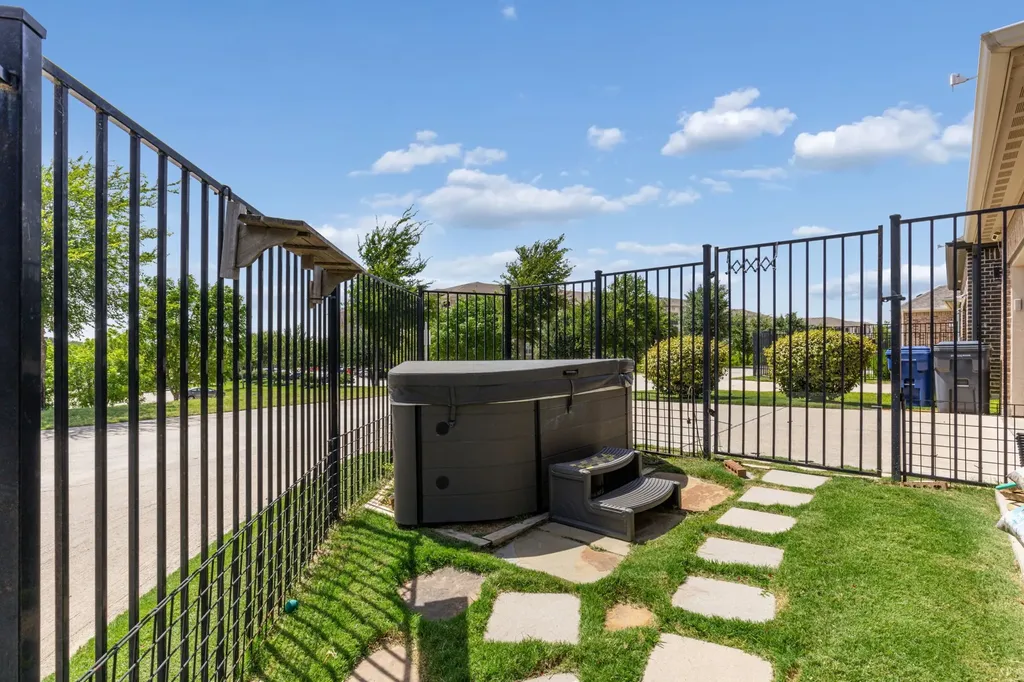 6920 Royal View Drive Mckinney TX 75070