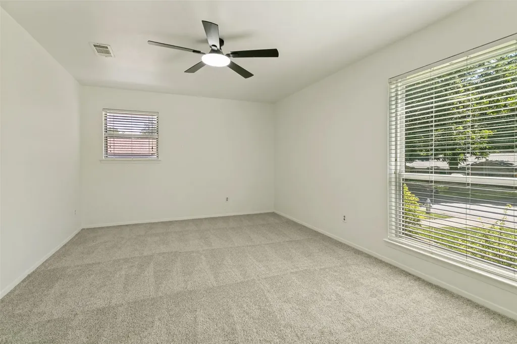 4009 Twilight Drive S Benbrook TX 76116