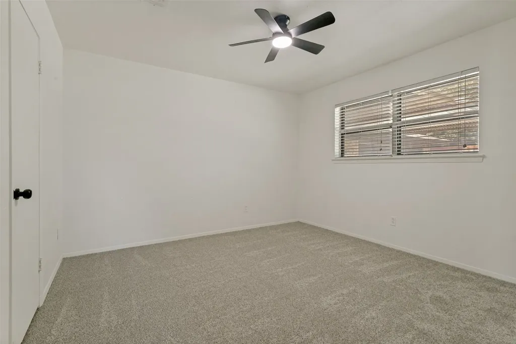 4009 Twilight Drive S Benbrook TX 76116