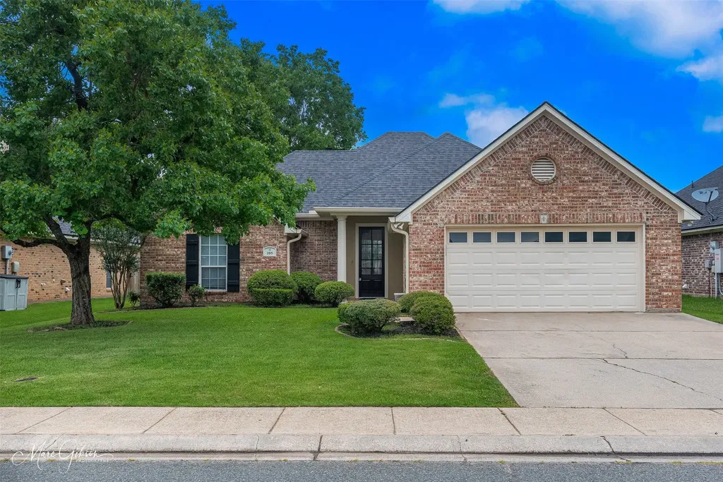 205 Cold Harbor Court Bossier City LA 71112