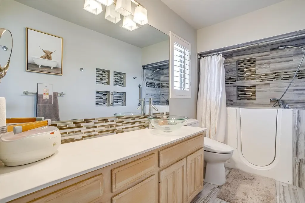 331 Clear Lake Lane Weatherford TX 76087