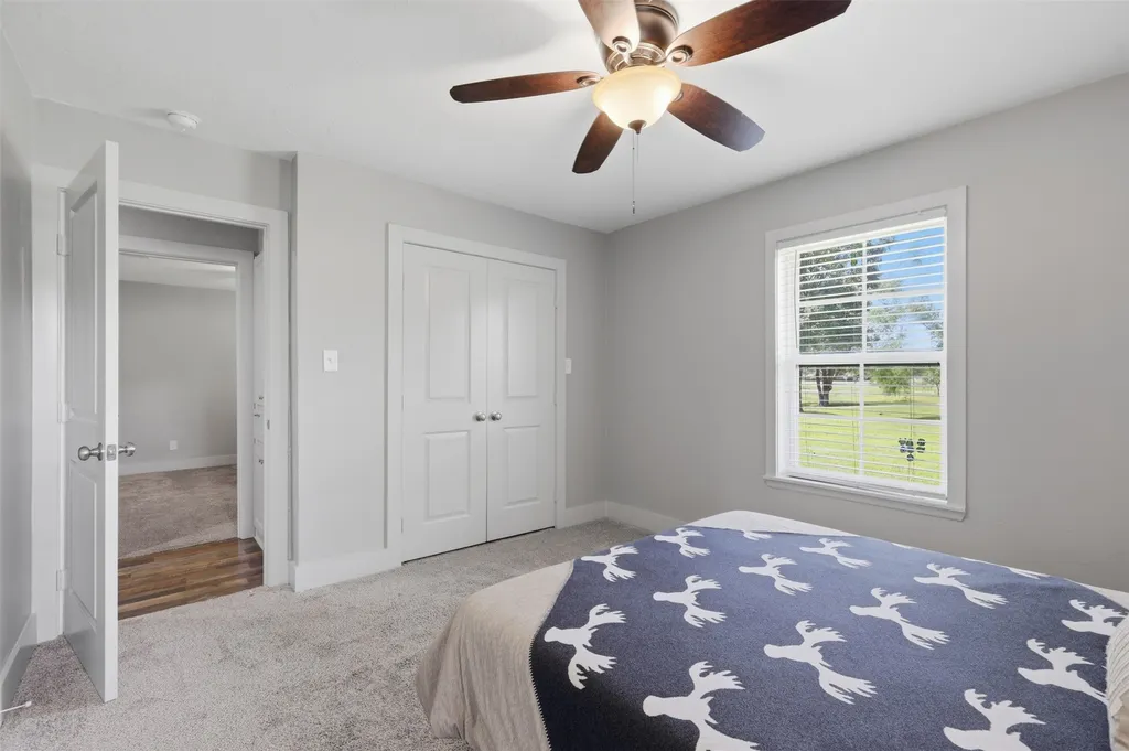 898 Farm Road 21 Mount Vernon TX 75457