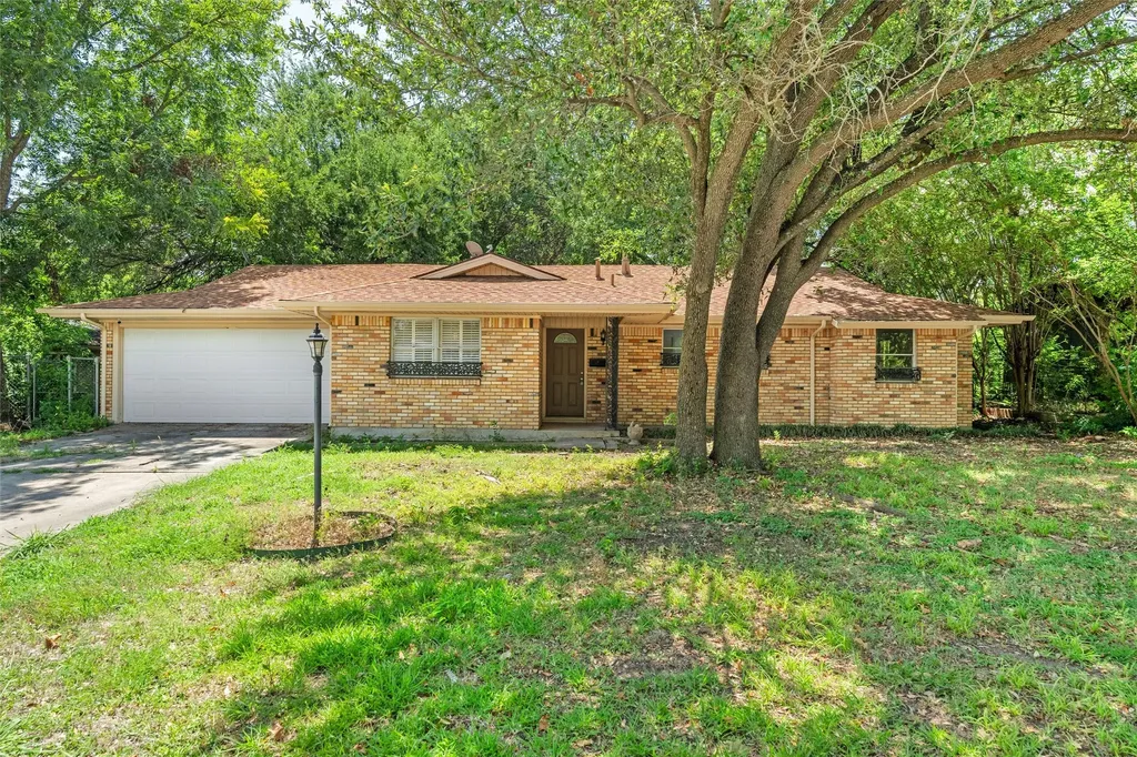 5605 Wales Avenue Fort Worth TX 76133