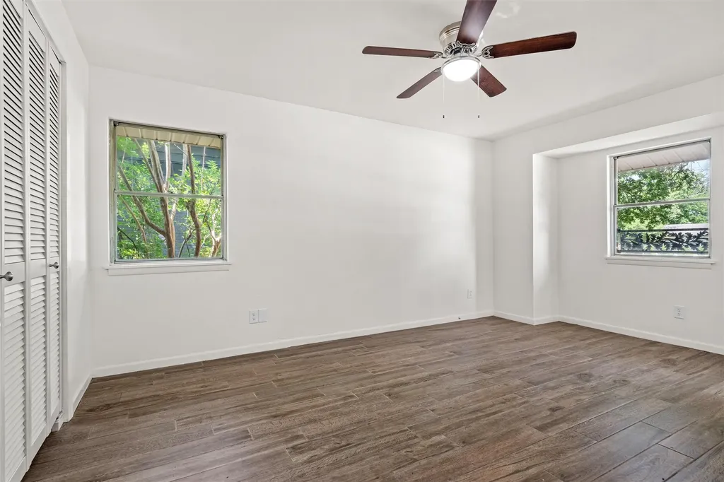 5605 Wales Avenue Fort Worth TX 76133