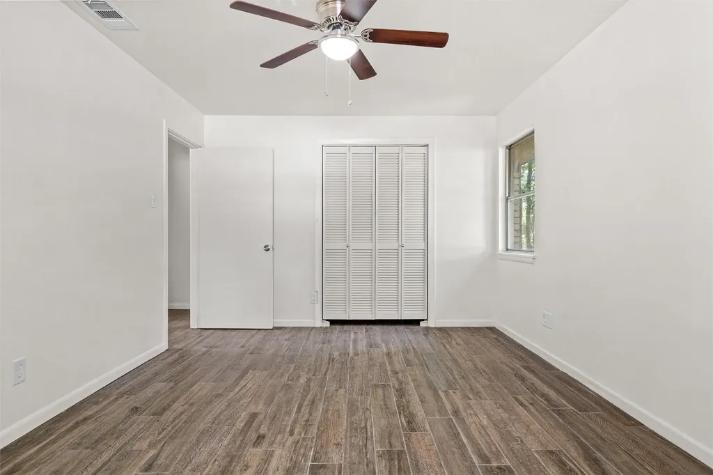 5605 Wales Avenue Fort Worth TX 76133