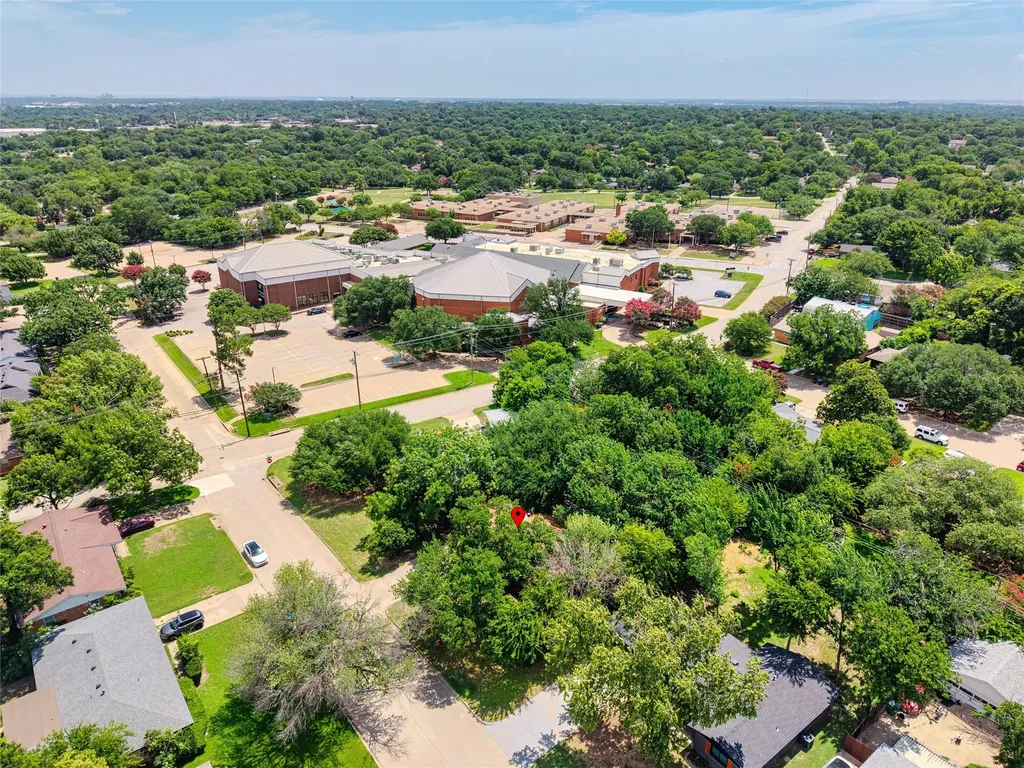 5605 Wales Avenue Fort Worth TX 76133
