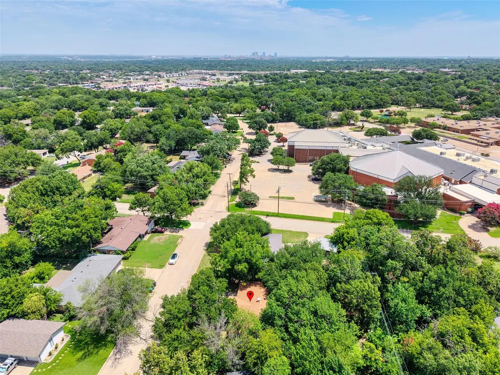 5605 Wales Avenue Fort Worth TX 76133
