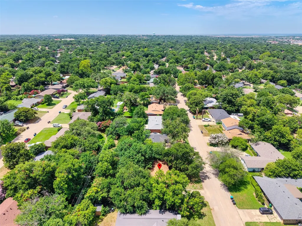 5605 Wales Avenue Fort Worth TX 76133
