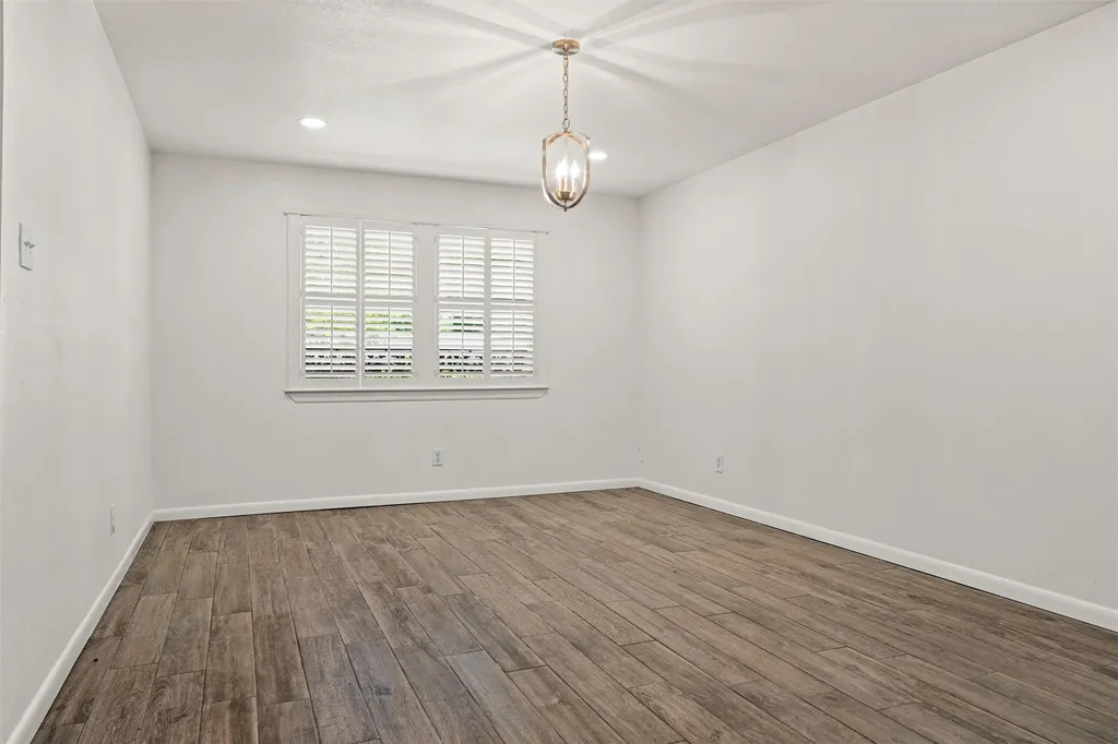 5605 Wales Avenue Fort Worth TX 76133