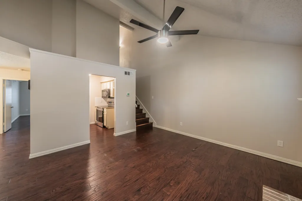 6402 Valleybrooke Court Arlington TX 76001
