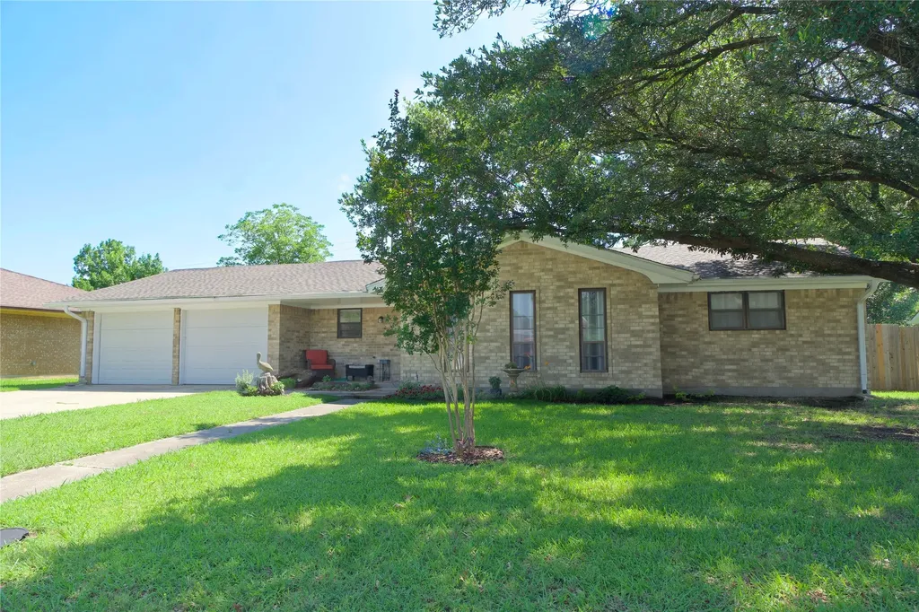 1208 Aspen Road Gainesville TX 76240