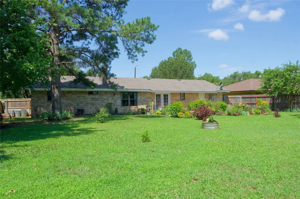 1208 Aspen Road Gainesville TX 76240