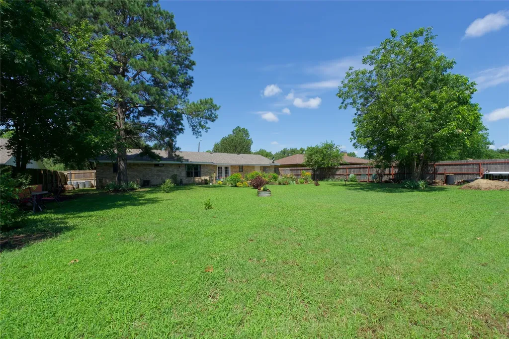 1208 Aspen Road Gainesville TX 76240