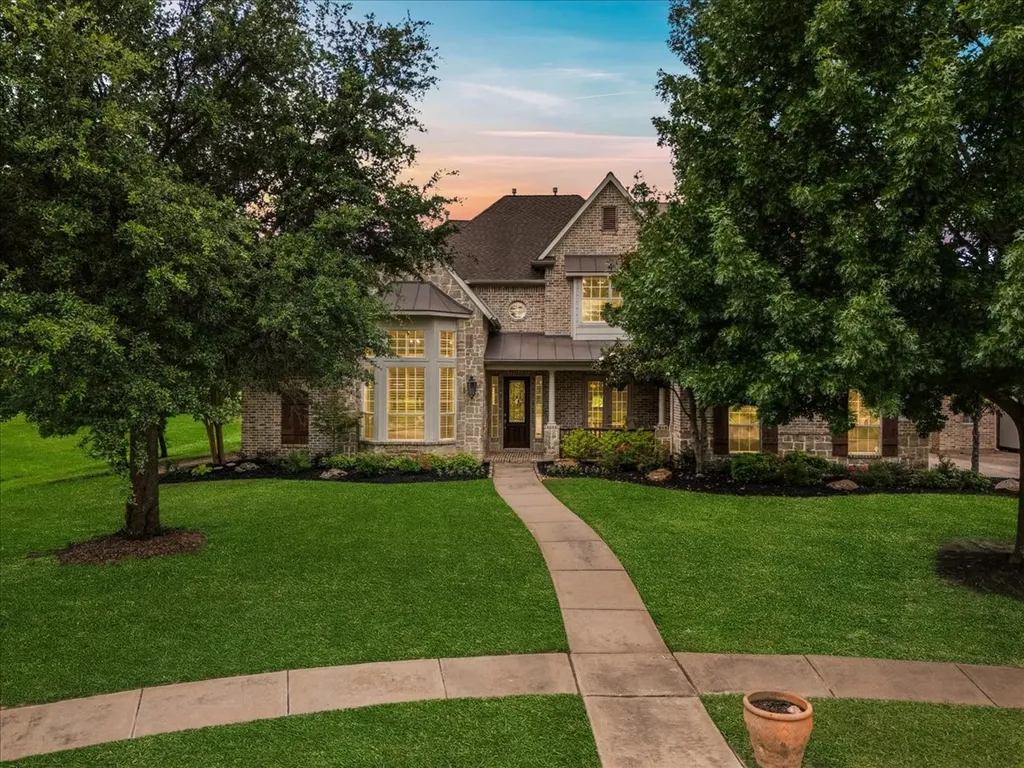 Keller TX, 704 Landsbury Court