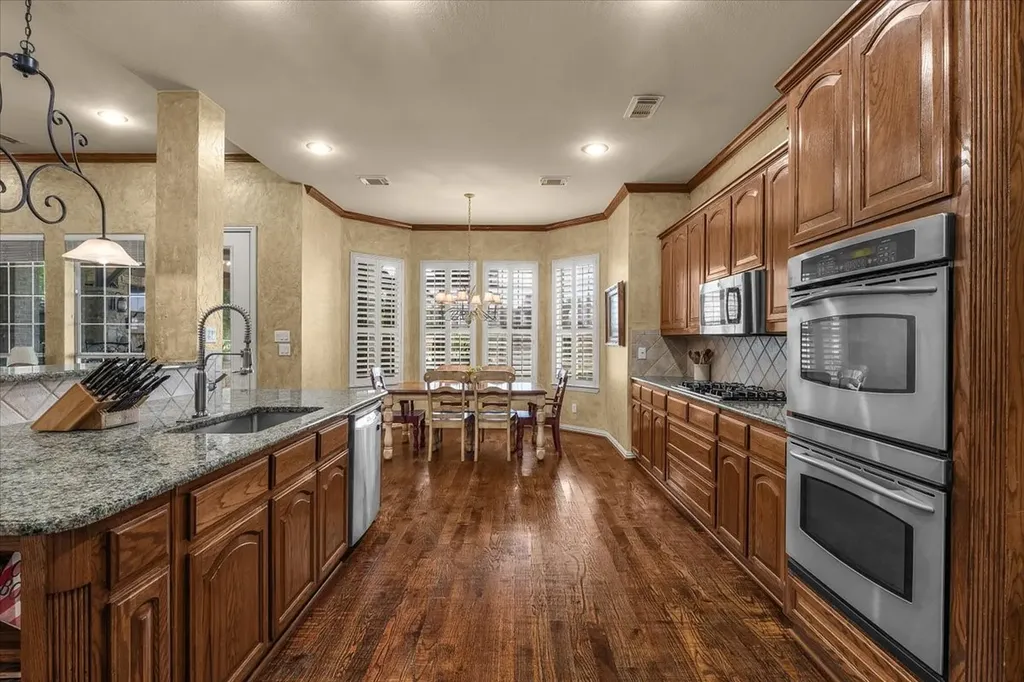 704 Landsbury Court Keller TX 76248