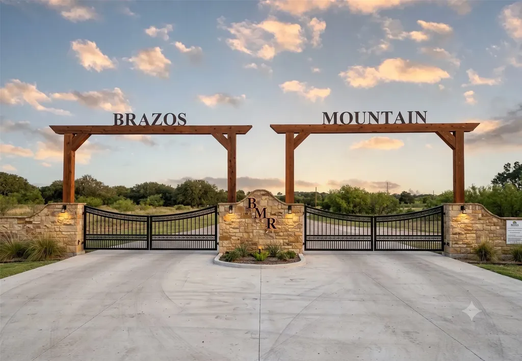 44 Barber Lakes Drive Mineral Wells TX 76067