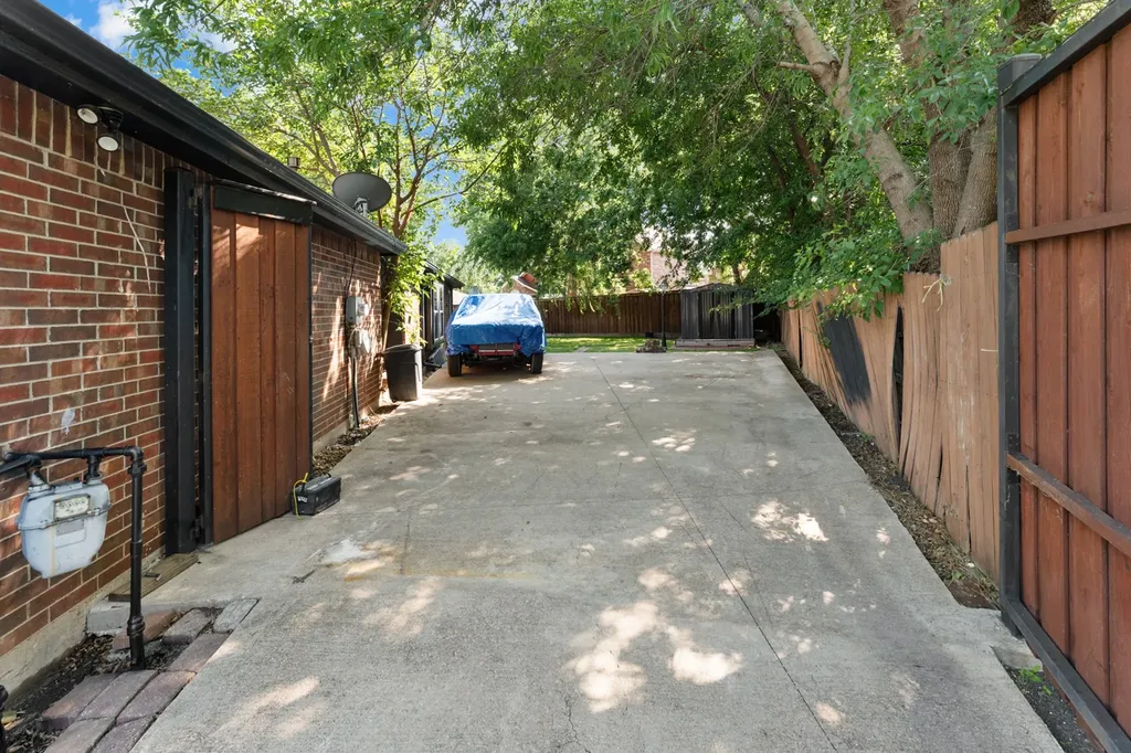 3481 Galaway Bay Drive Grand Prairie TX 75052